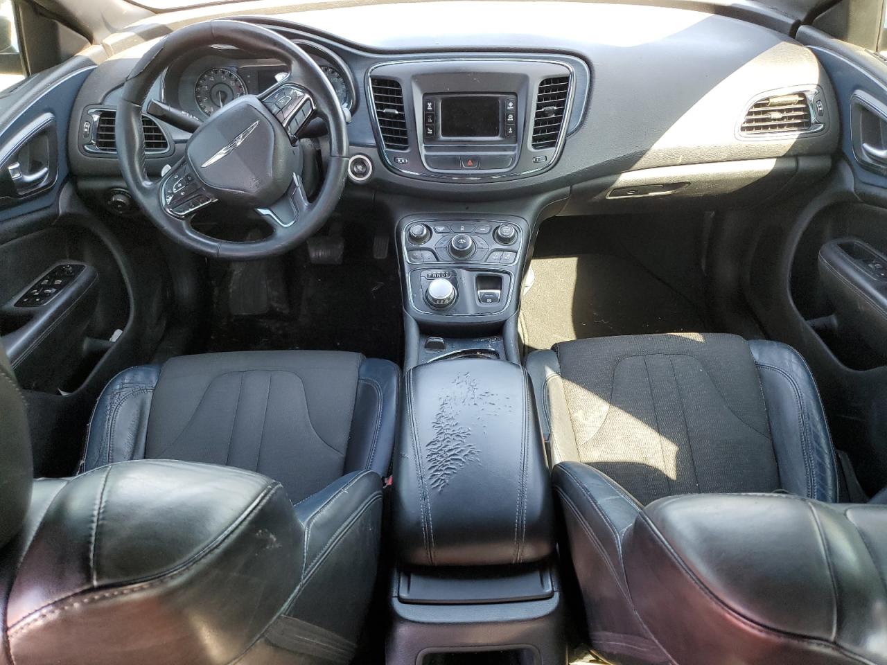 2015 Chrysler 200 - Image 8