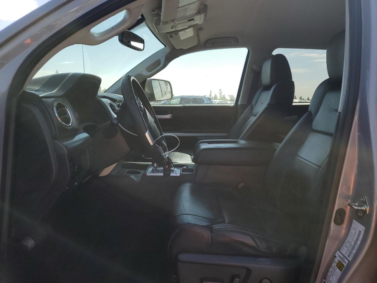 2017 Toyota Tundra - Image 7