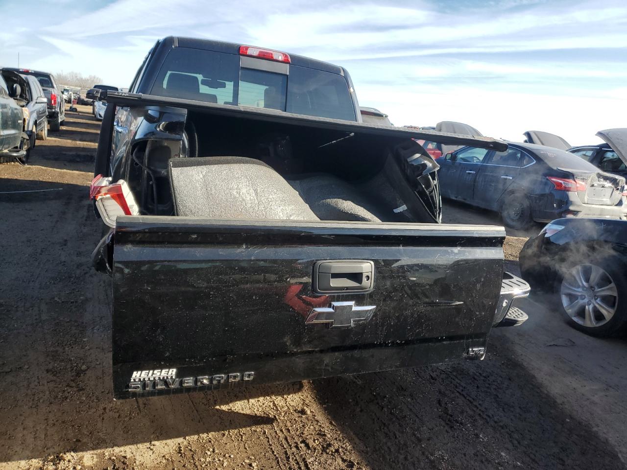 2017 Chevrolet Silverado - Image 6