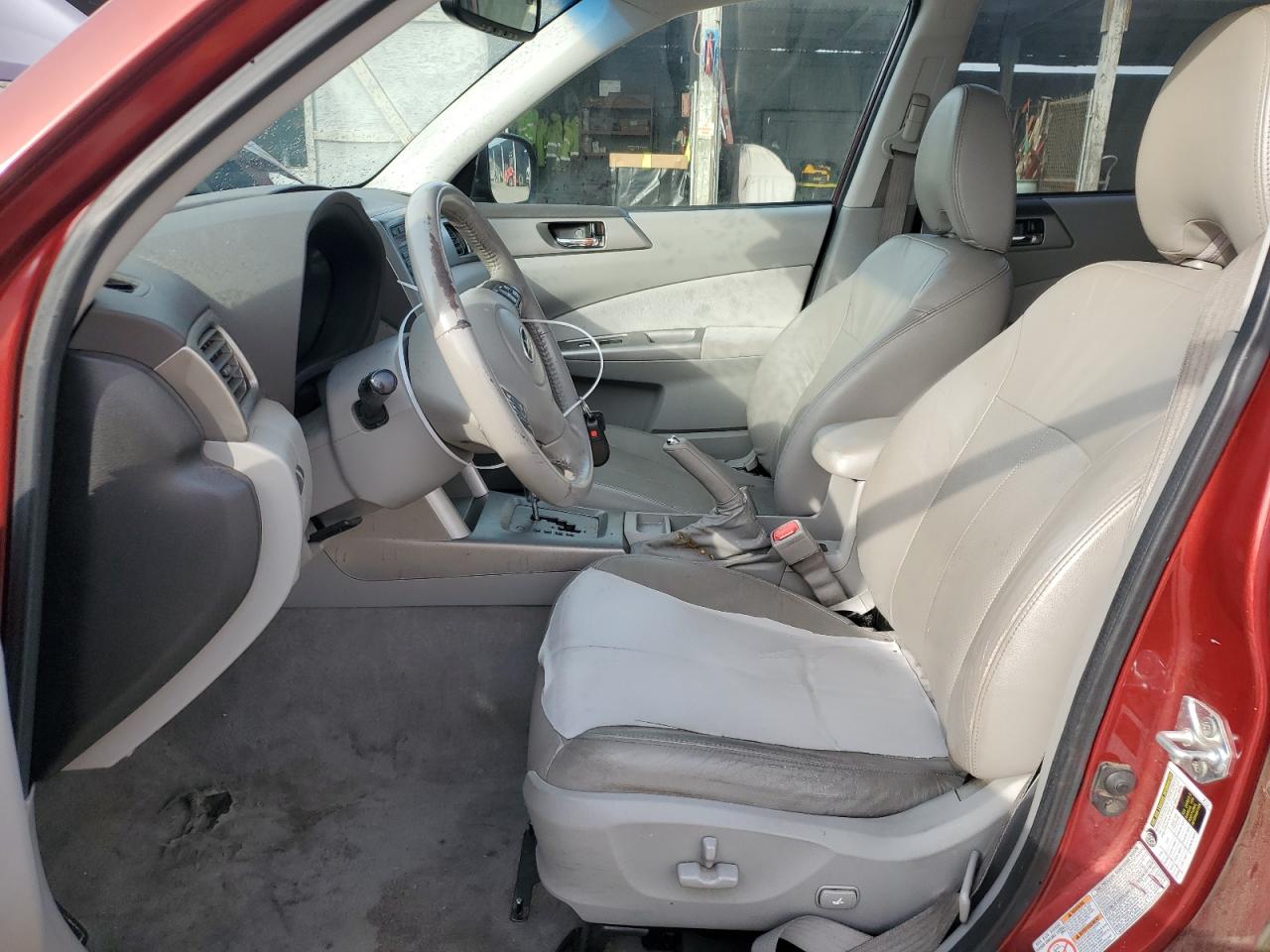 2010 Subaru Forester - Image 7