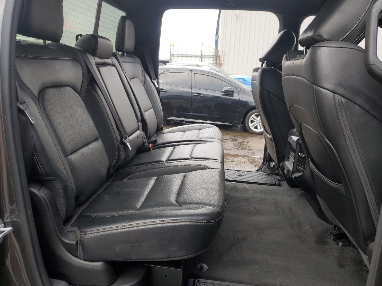2021 RAM 1500 - Image 10