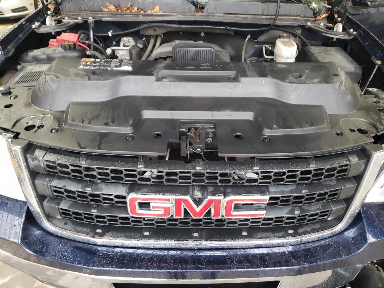 2011 GMC Sierra - Image 12