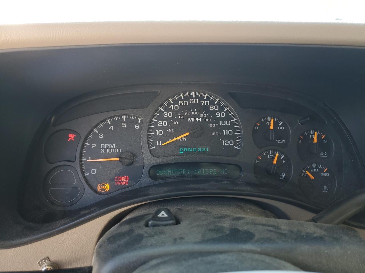 2004 GMC Yukon - Image 9
