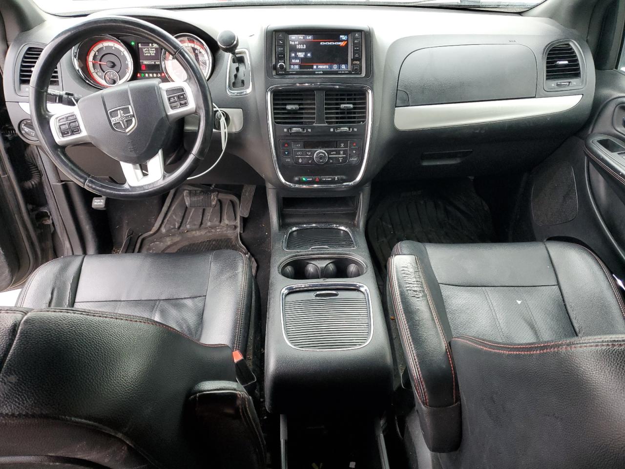 2018 Dodge Caravan - Image 8