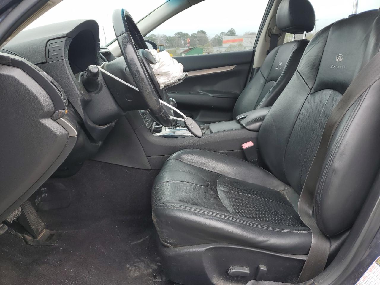2011 Infiniti G - Image 7