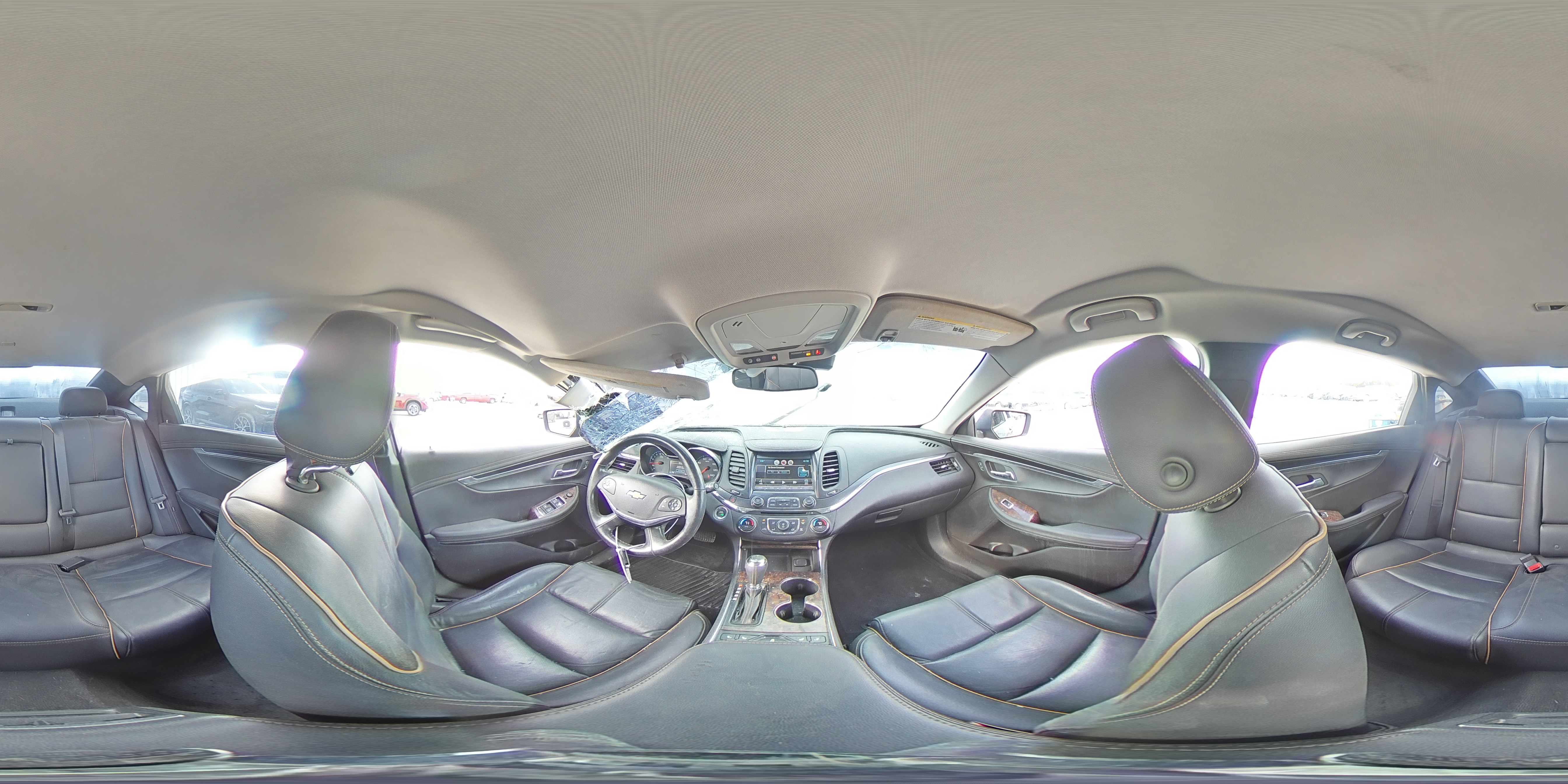 2015 Chevrolet Impala - Image 13