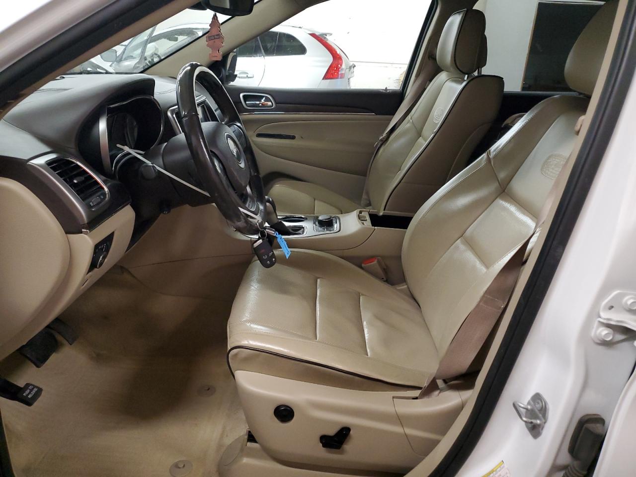 2018 Jeep Grand Cherokee - Image 7