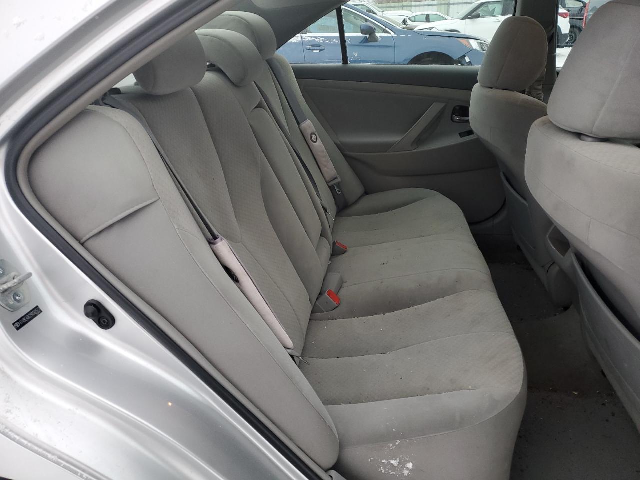 2009 Toyota Camry - Image 11