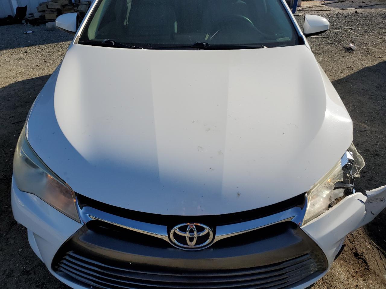 2017 Toyota Camry - Image 11