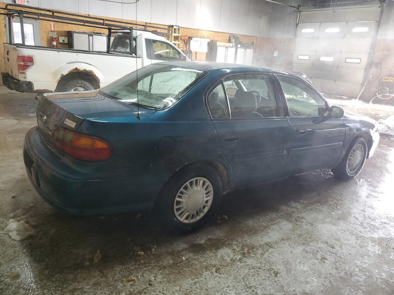 2002 Chevrolet Malibu - Image 3