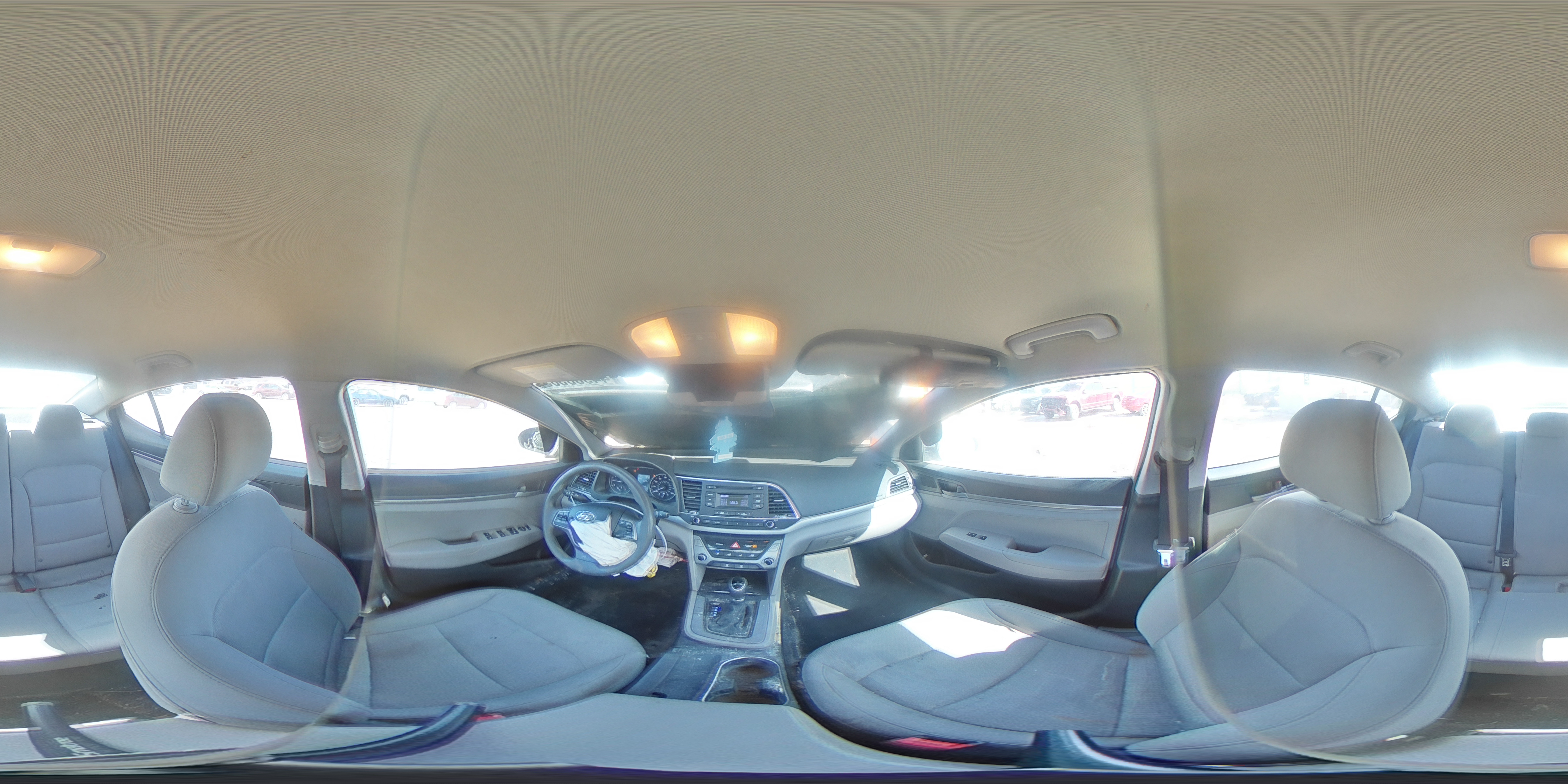 2017 Hyundai Elantra - Image 13
