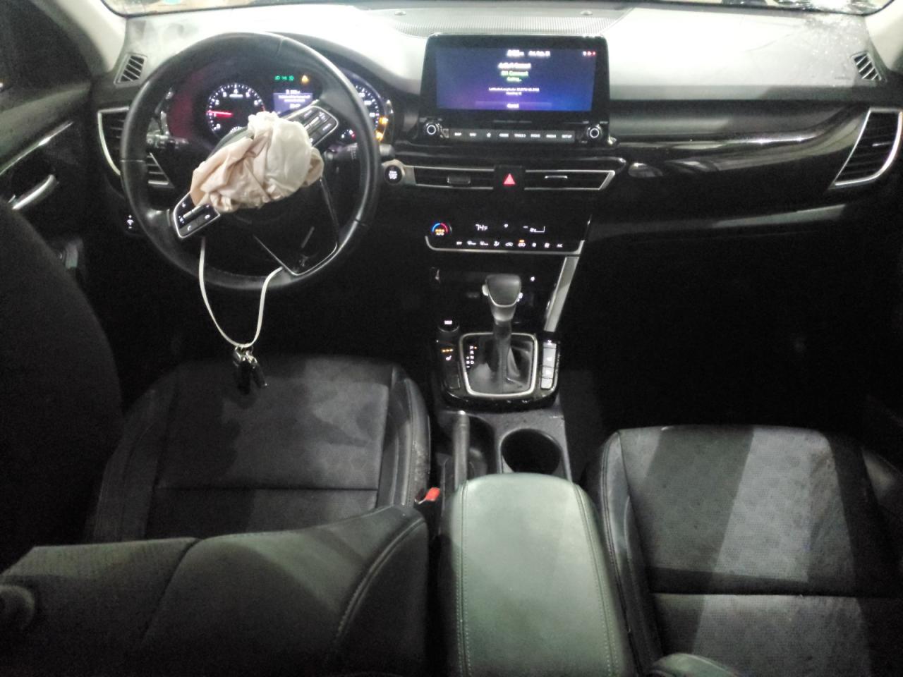 2023 Kia Seltos - Image 8