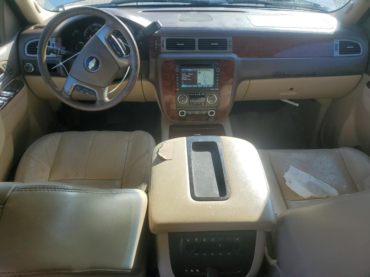 2012 Chevrolet Suburban - Image 8