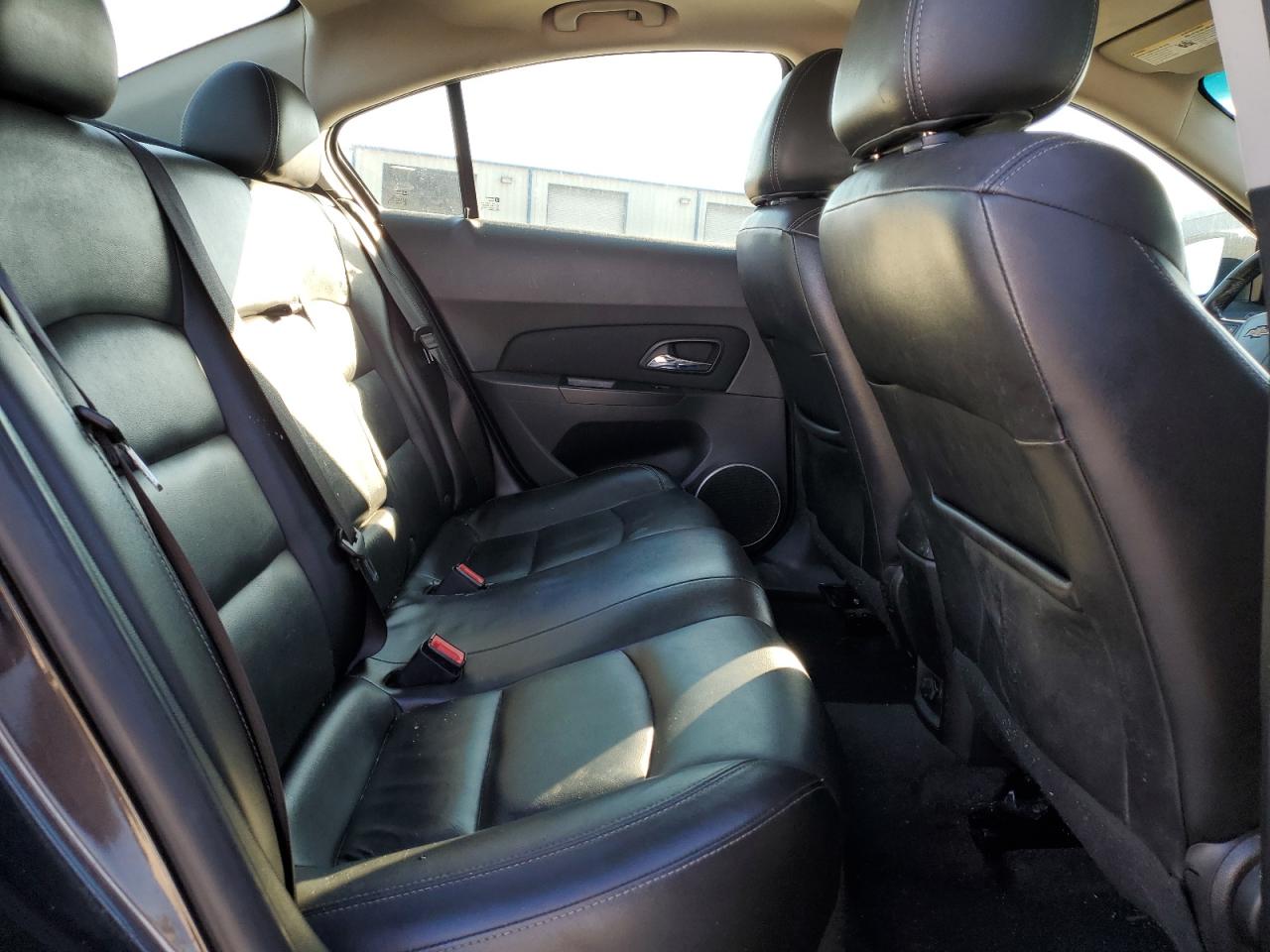 2015 Chevrolet Cruze - Image 10