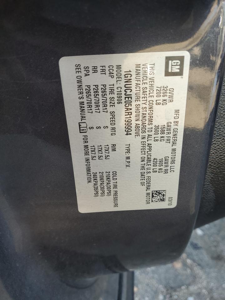 2010 Chevrolet Suburban - Image 13