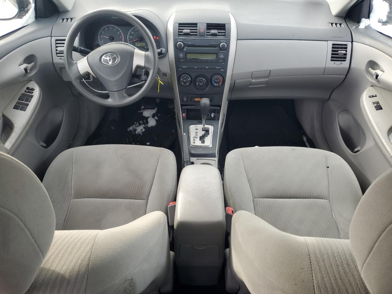 2010 Toyota Corolla - Image 8