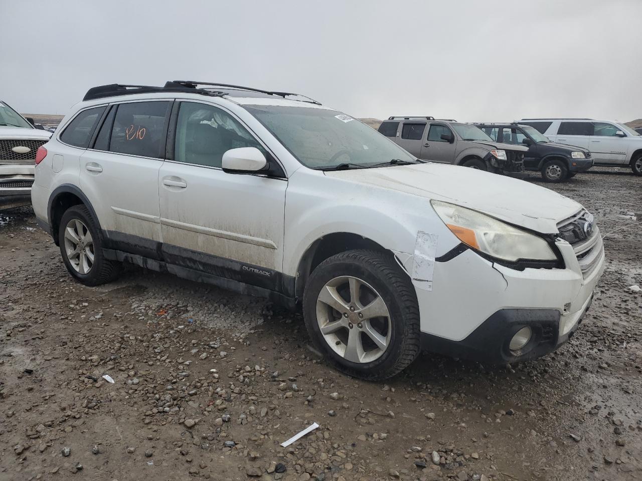 2014 Subaru Outback - Image 4
