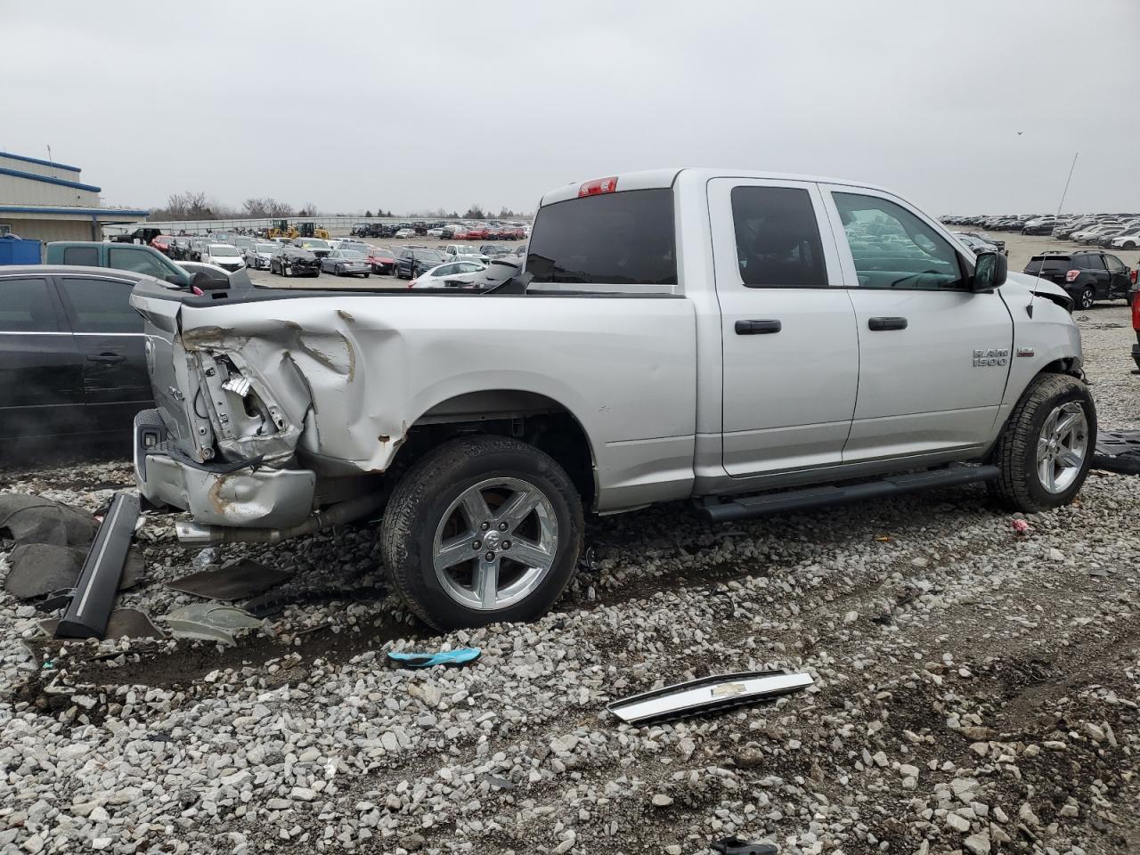 2016 RAM 1500 - Image 3