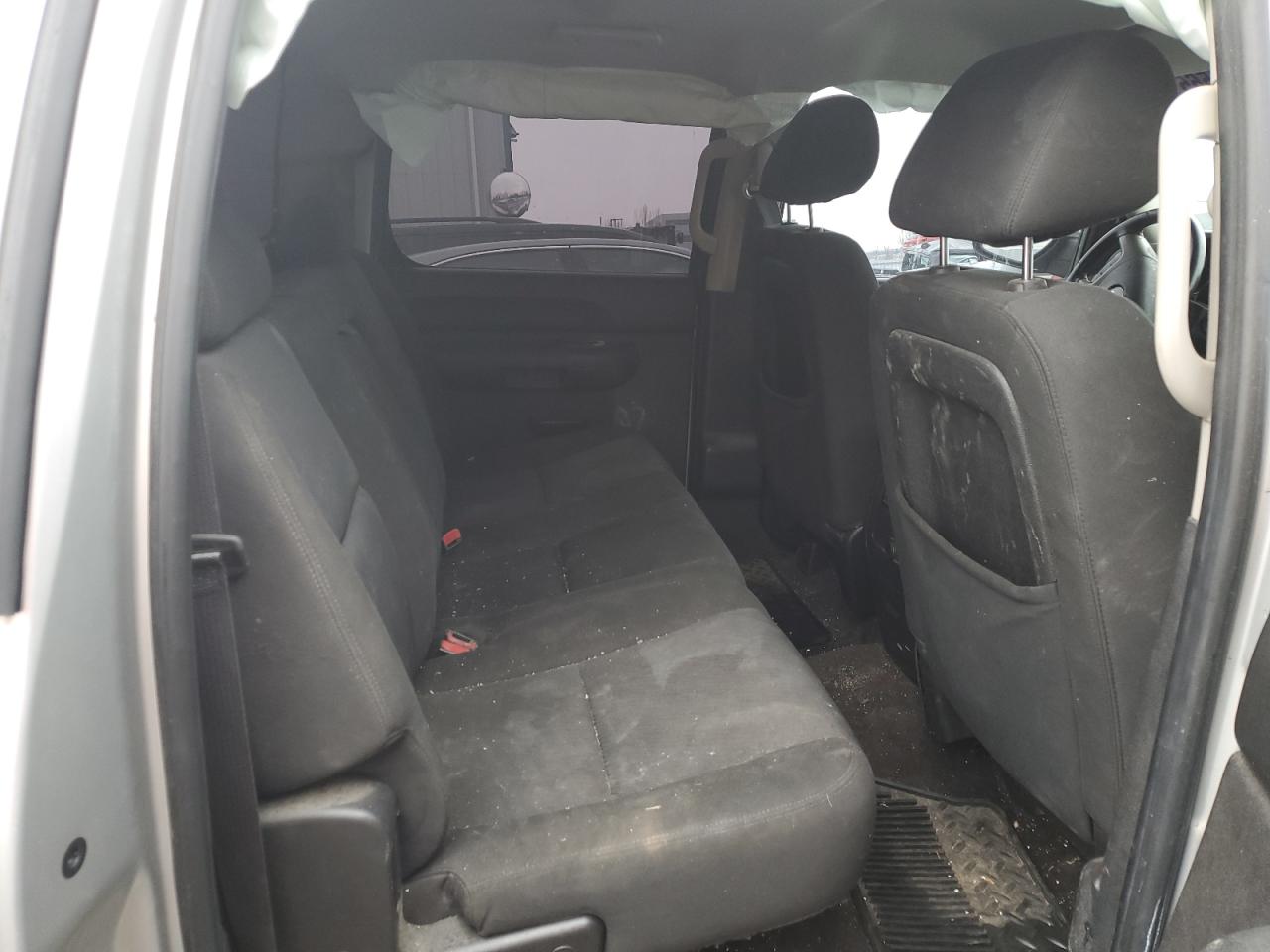 2011 Chevrolet Silverado - Image 10