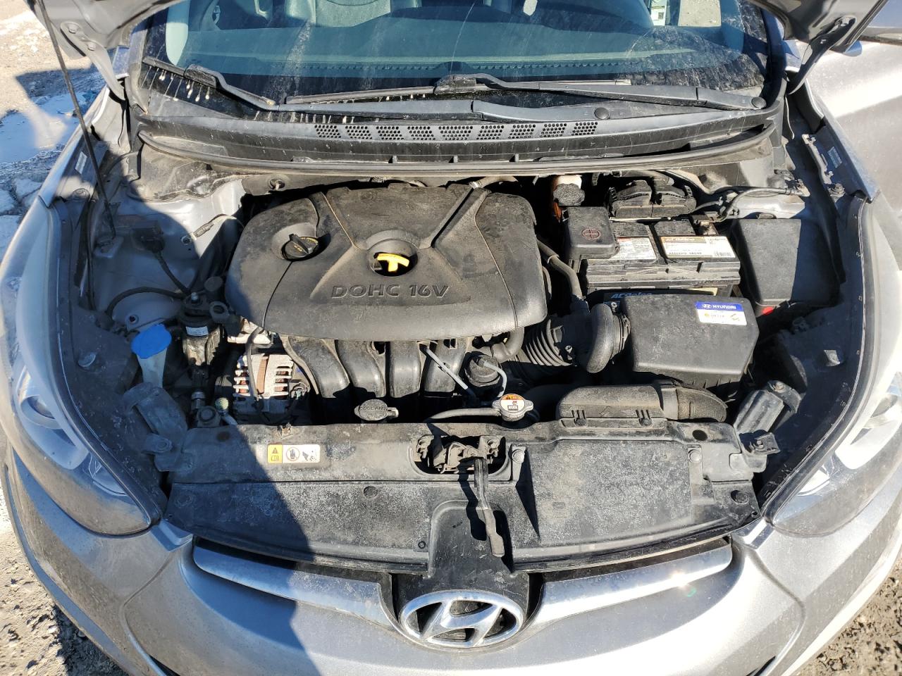 2015 Hyundai Elantra - Image 11