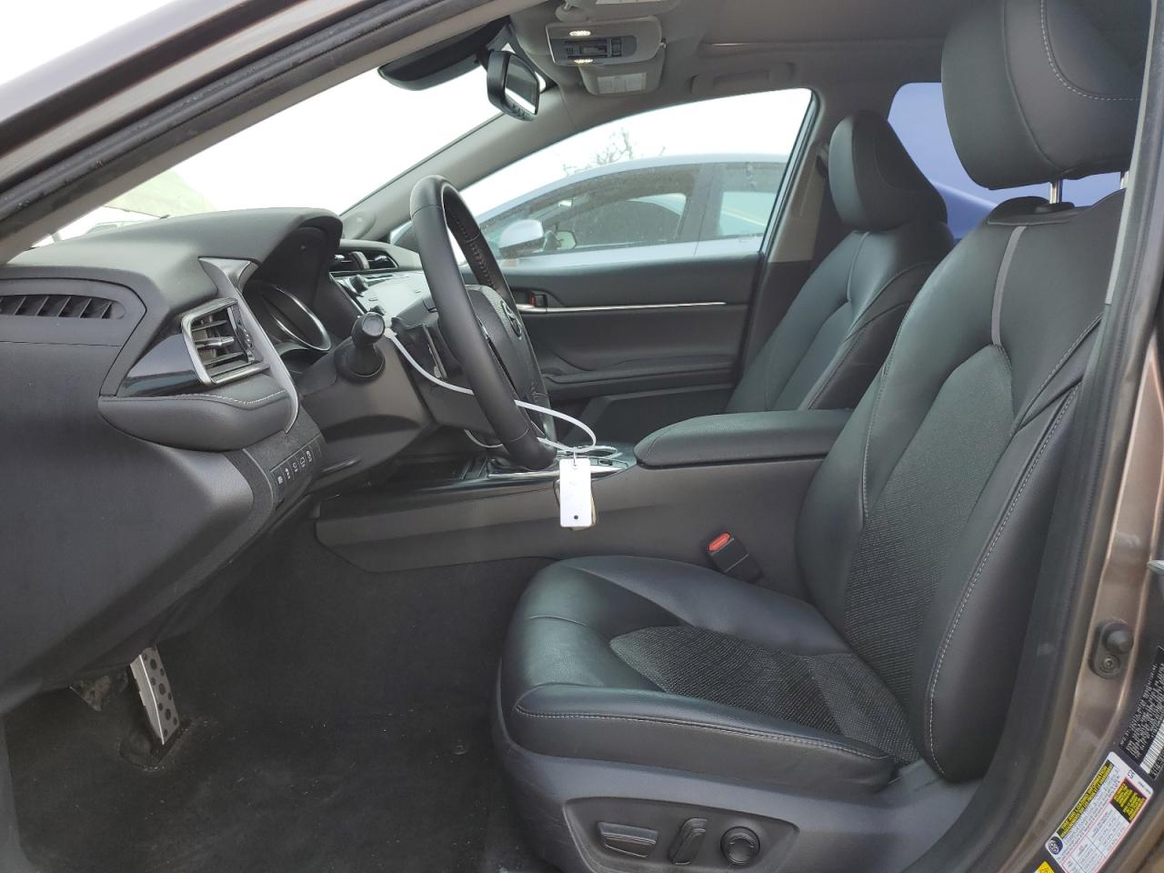 2019 Toyota Camry - Image 7