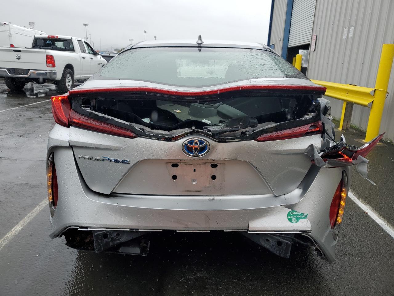 2017 Toyota Prius - Image 6