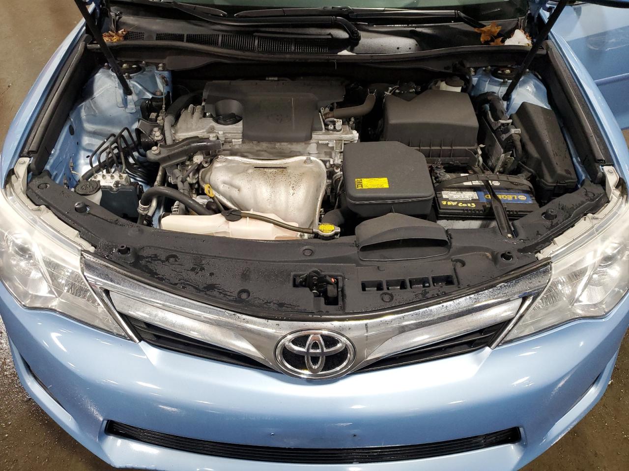 2013 Toyota Camry - Image 12