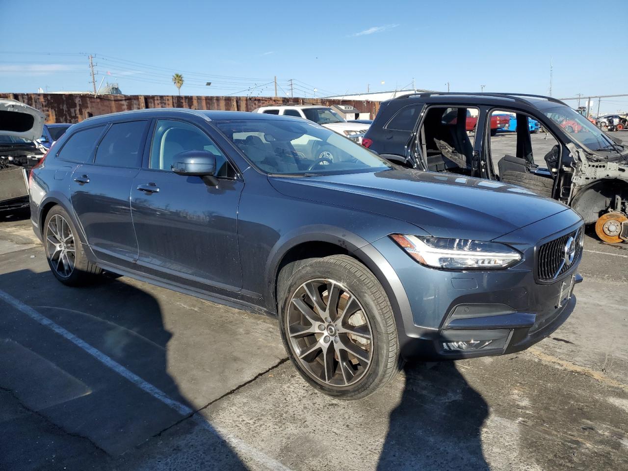 2018 Volvo V90 - Image 4