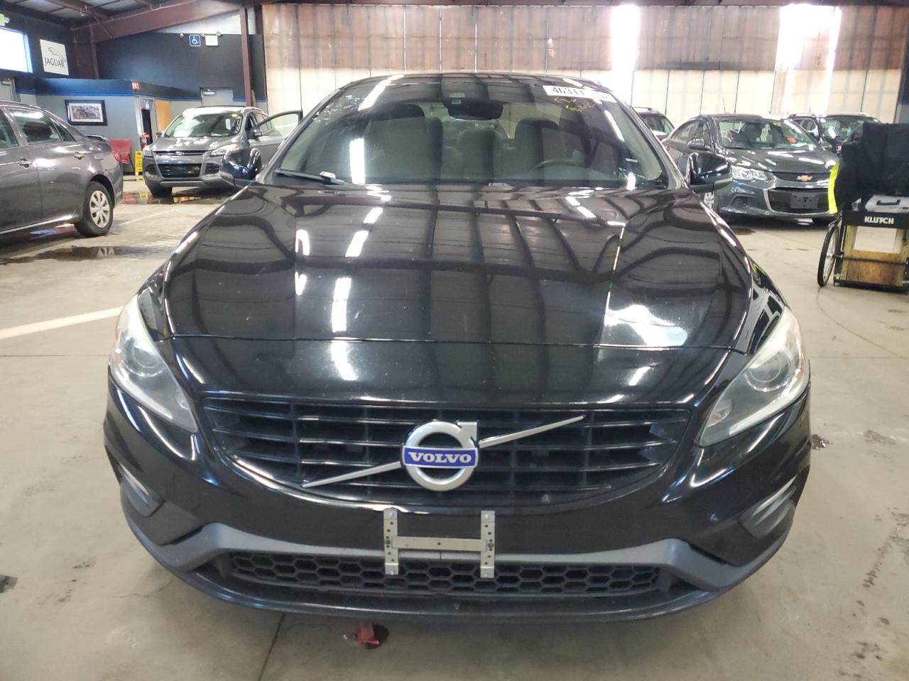 2017 Volvo S60 - Image 5
