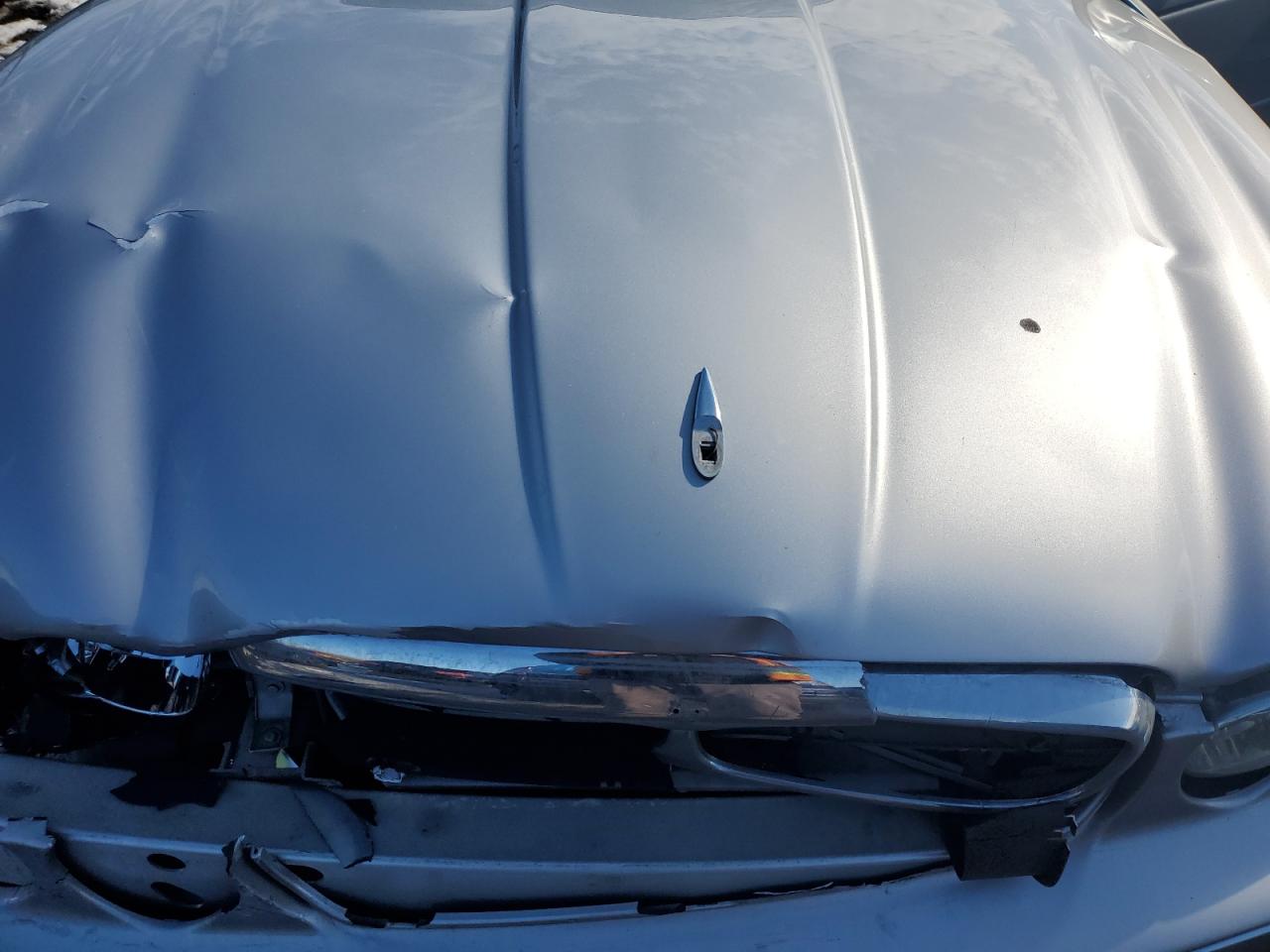 2004 Jaguar XJ - Image 11