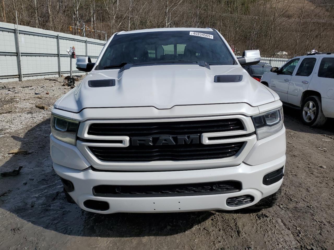2019 RAM 1500 - Image 5