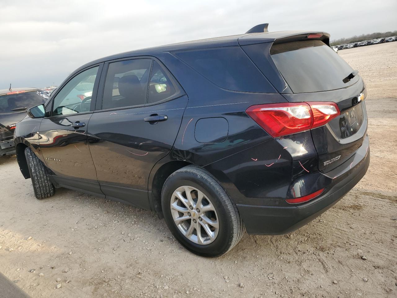 2020 Chevrolet Equinox - Image 2
