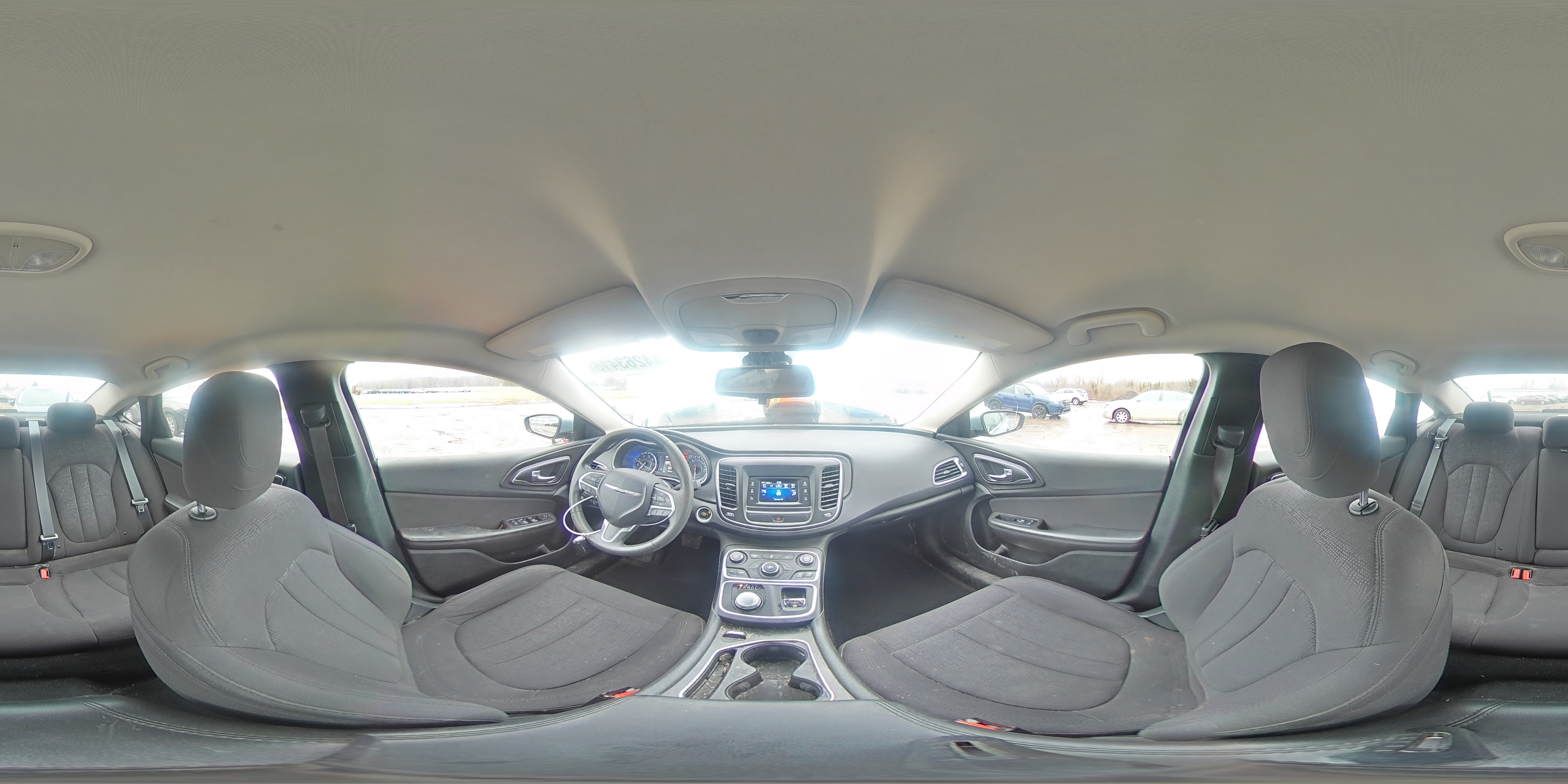 2015 Chrysler 200 - Image 13
