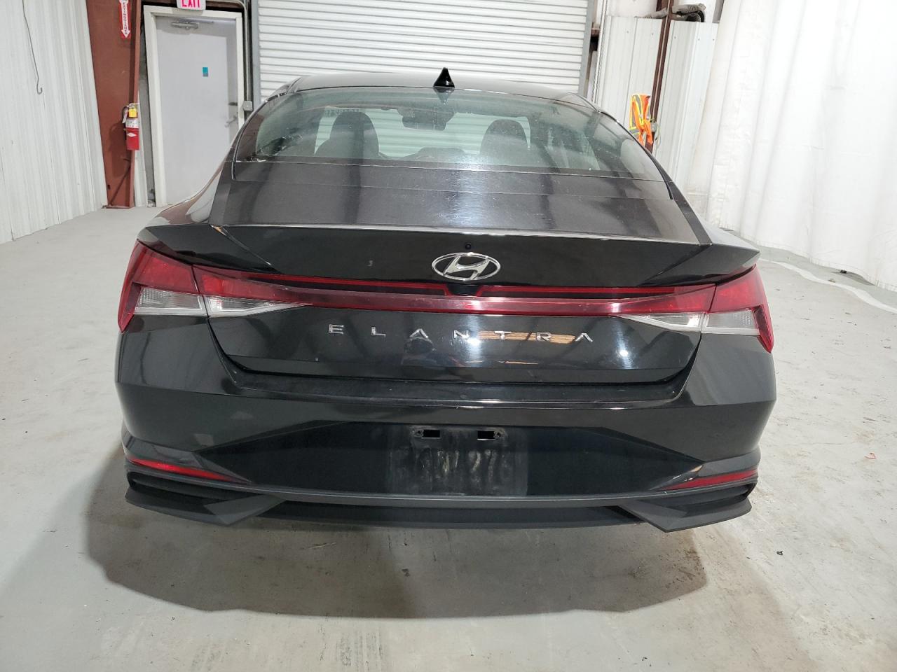 2021 Hyundai Elantra - Image 6