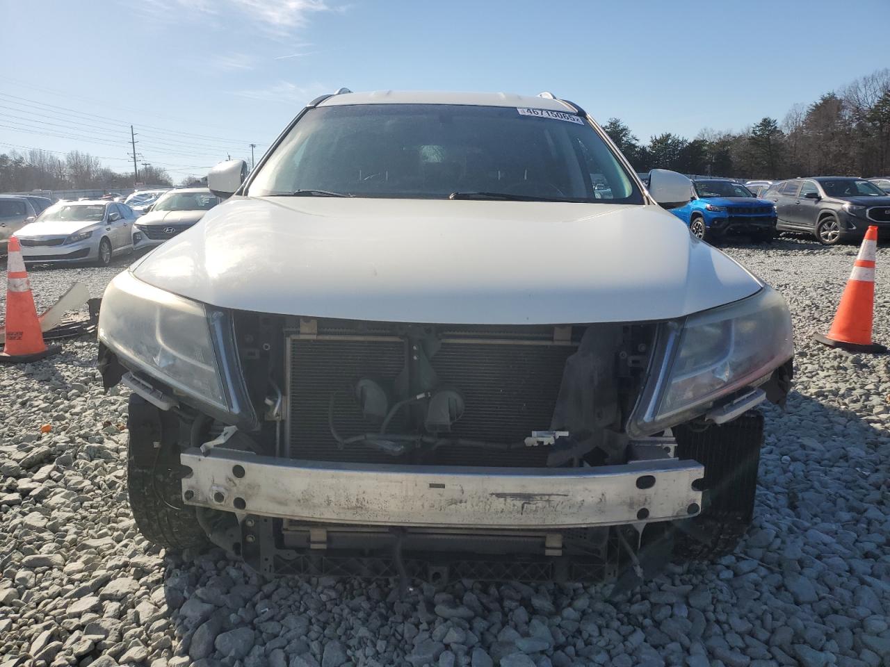 2015 Nissan Pathfinder - Image 5