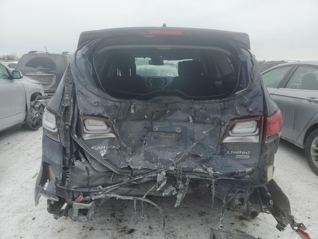 2017 Hyundai Santa Fe - Image 6