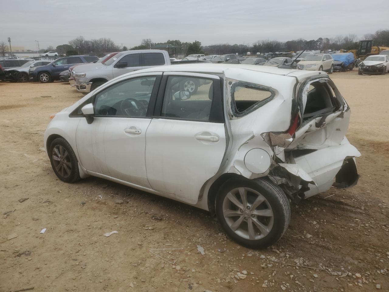 2015 Nissan Versa - Image 2