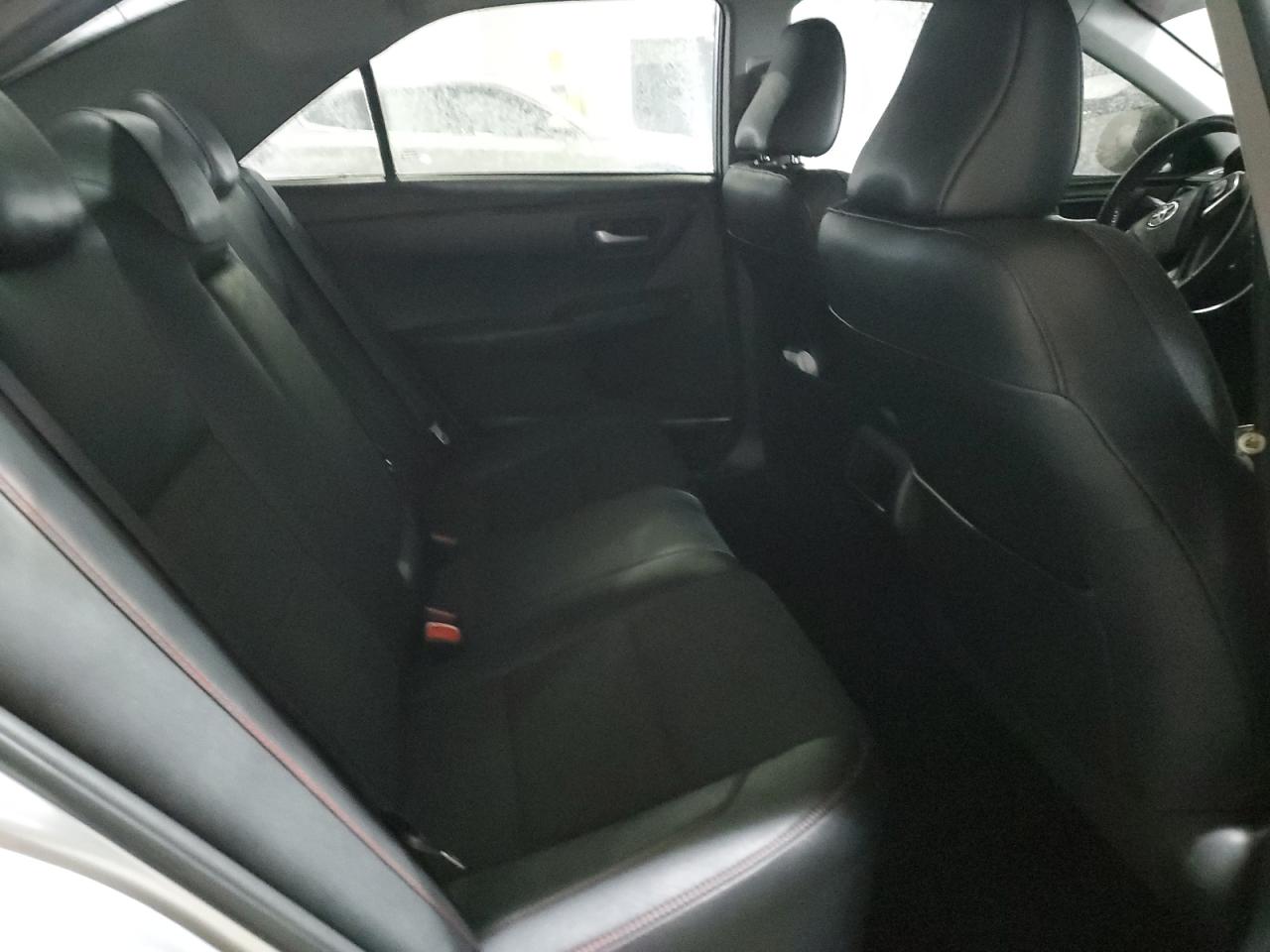 2017 Toyota Camry - Image 10