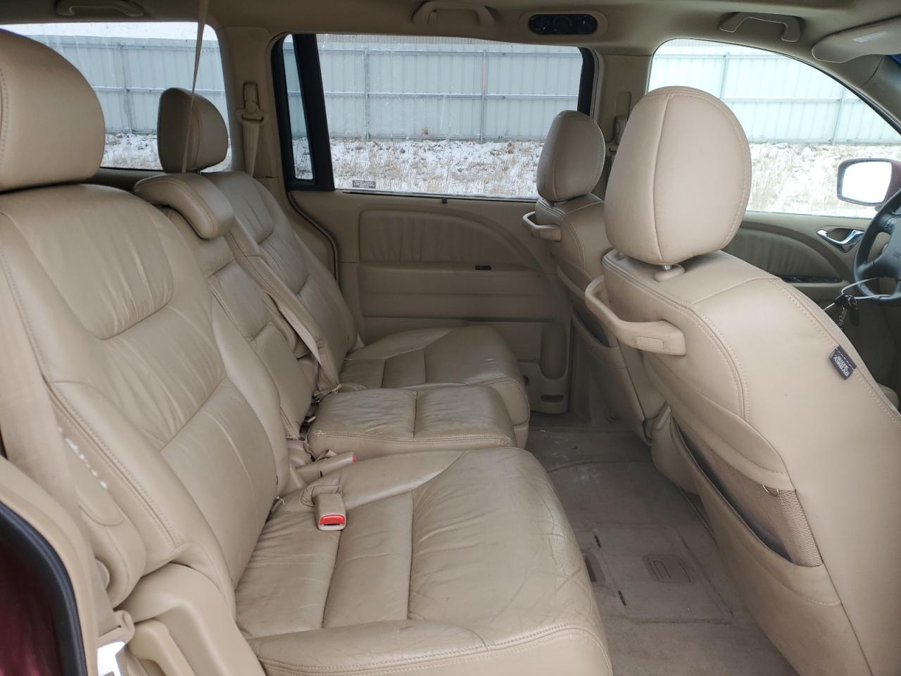 2005 Honda Odyssey - Image 11