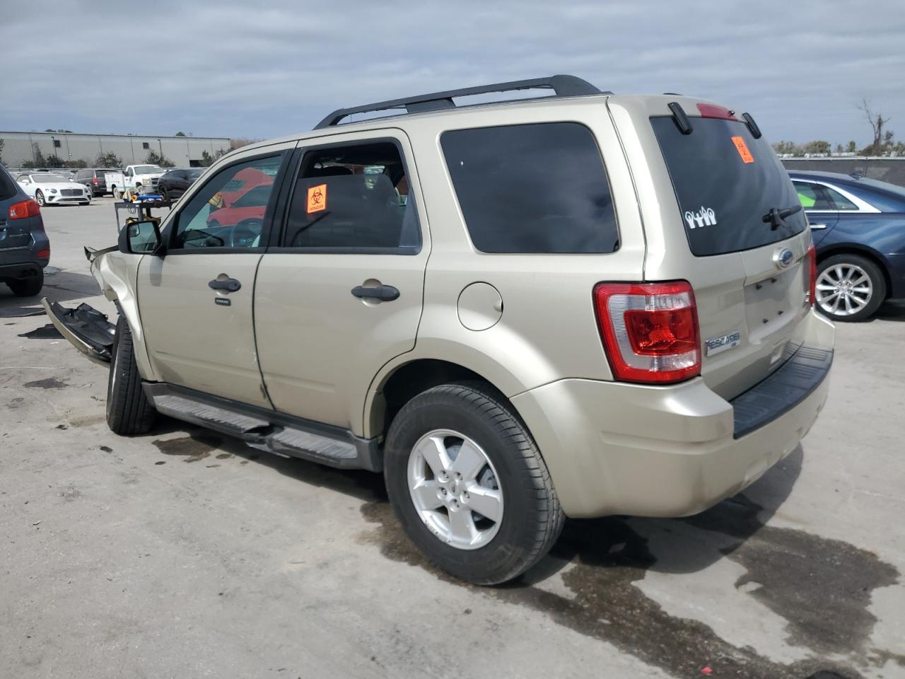 2010 Ford Escape - Image 2