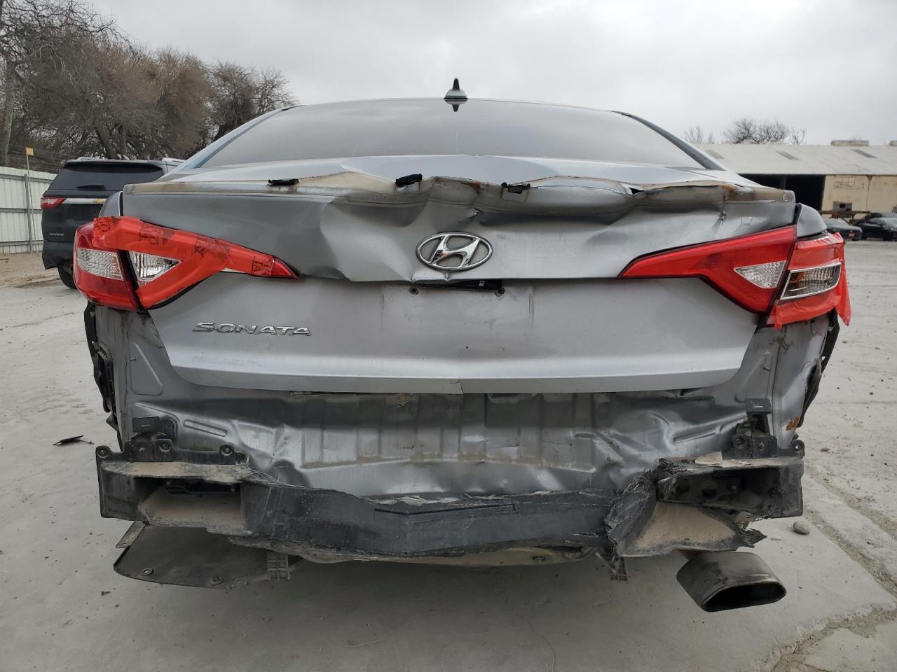 2016 Hyundai Sonata - Image 6