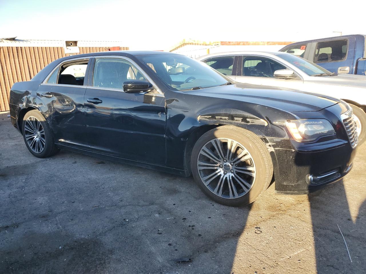 2013 Chrysler 300 - Image 4