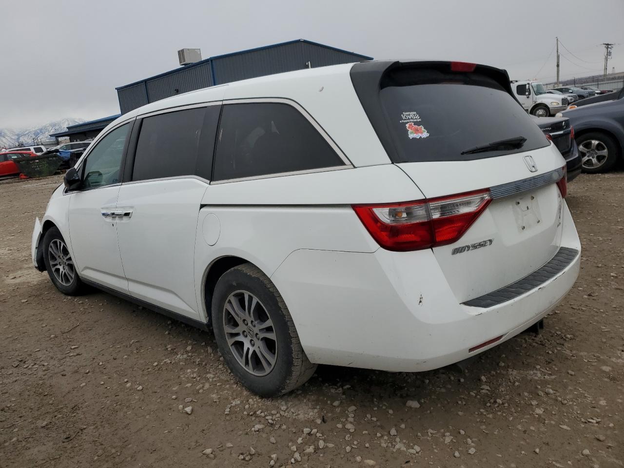 2011 Honda Odyssey - Image 2