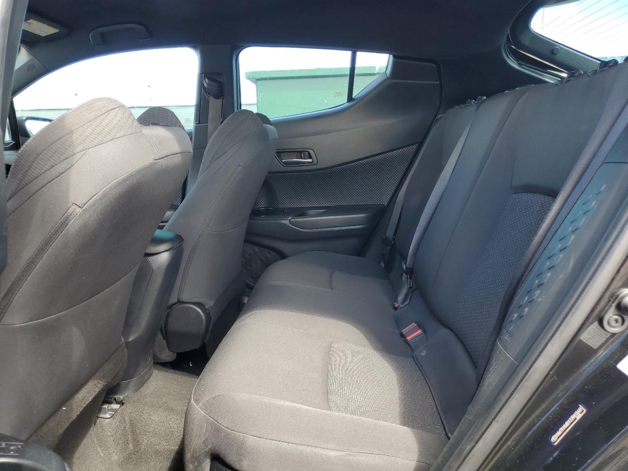 2018 Toyota C-HR - Image 10