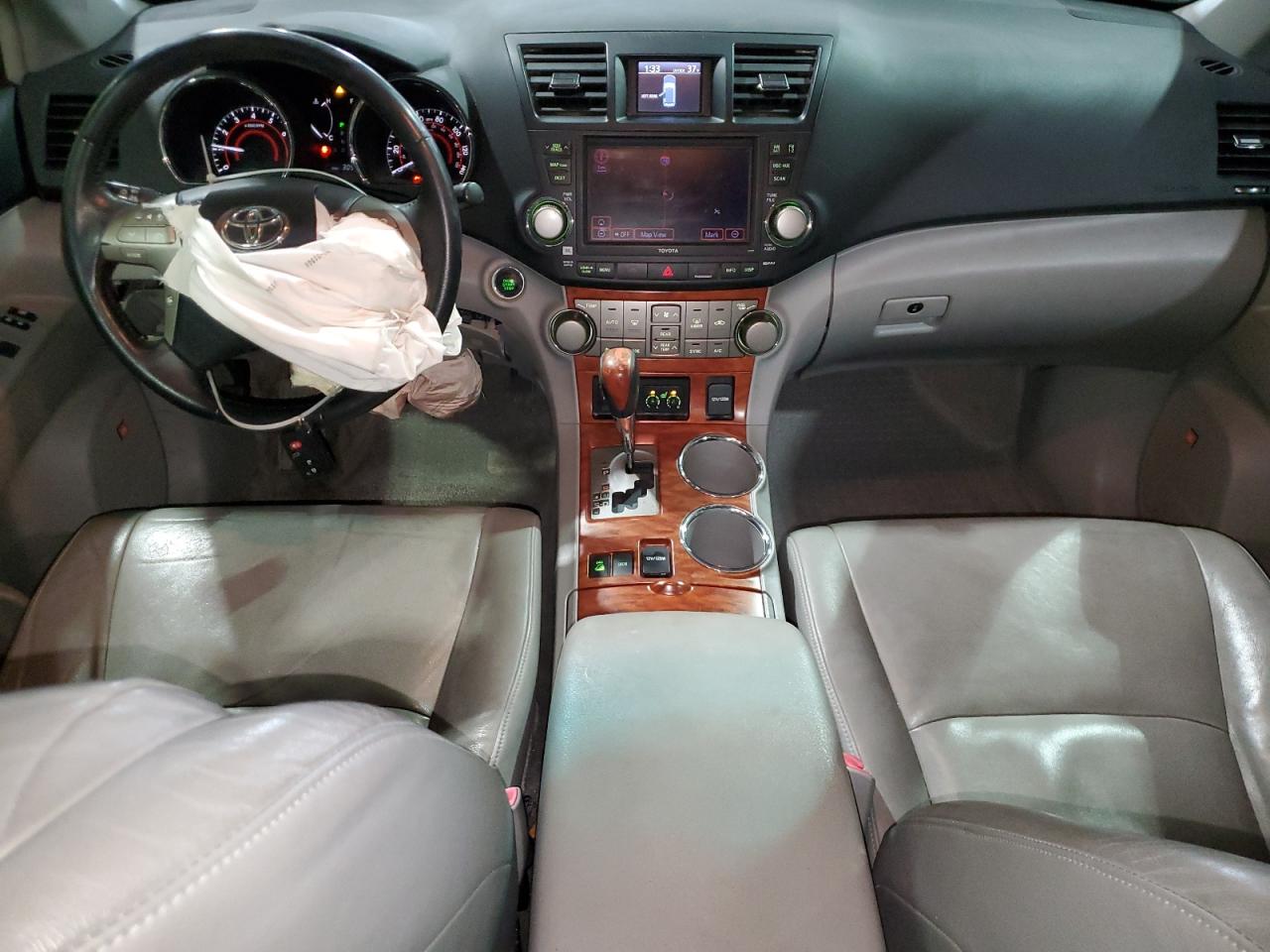 2009 Toyota Highlander - Image 8