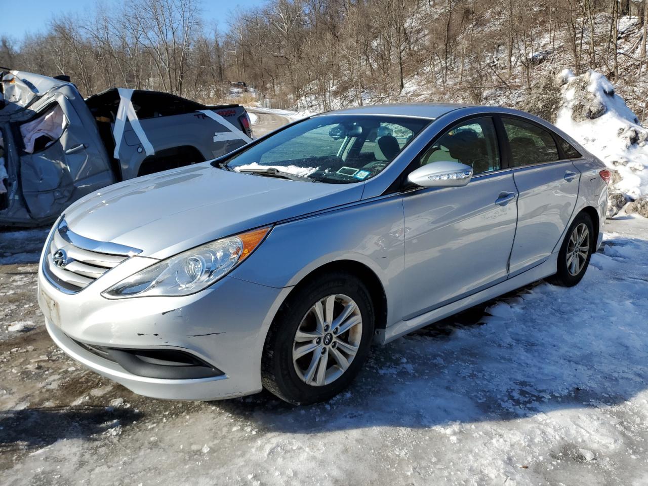 2014 Hyundai Sonata - Image 1