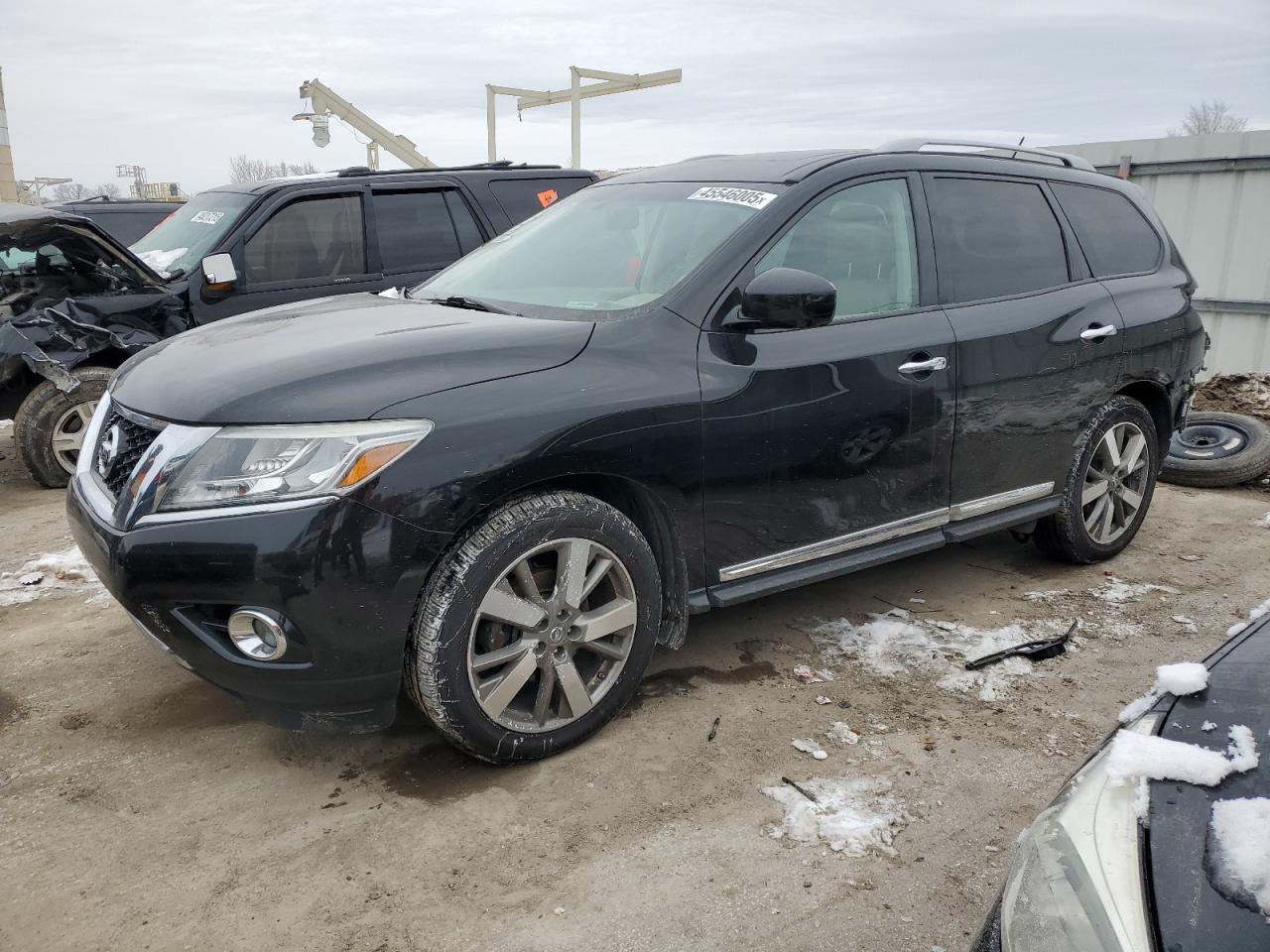2015 Nissan Pathfinder - Image 1