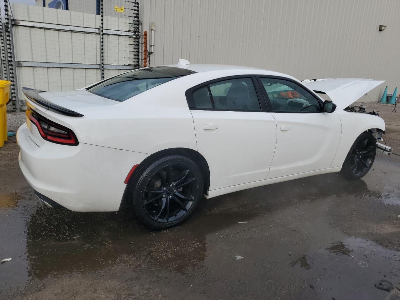 2016 Dodge Charger - Image 3