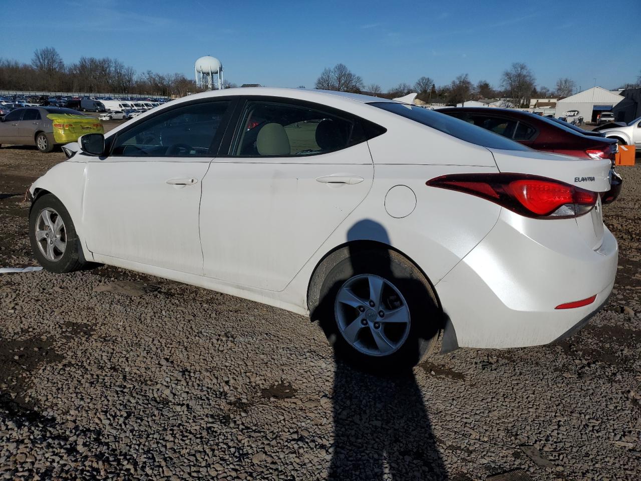 2015 Hyundai Elantra - Image 2