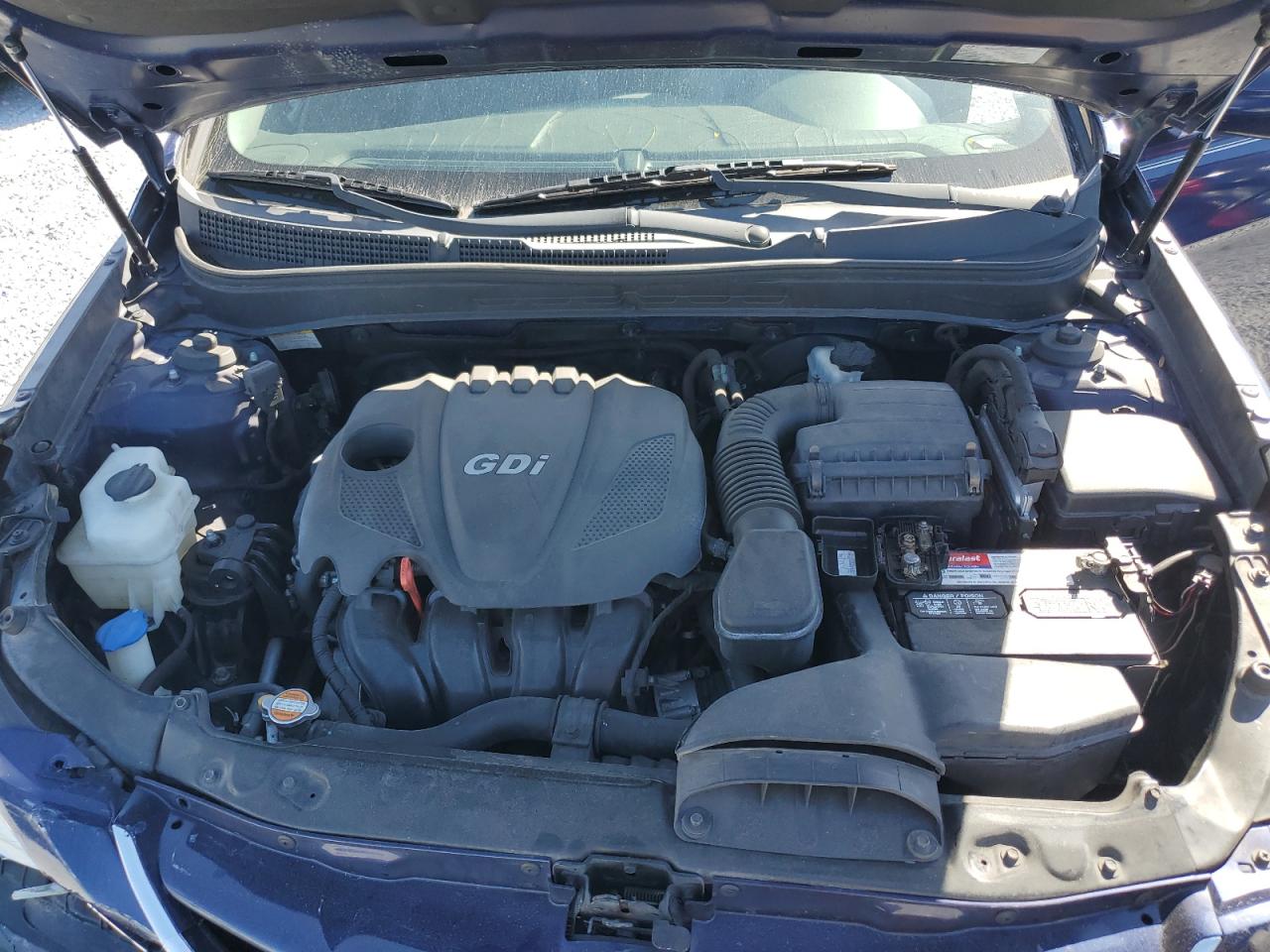 2012 Hyundai Sonata - Image 11